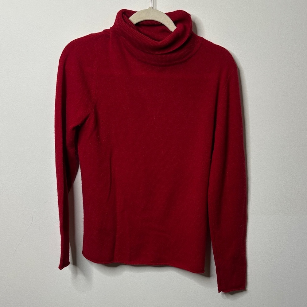 100% Cashmere Red Turtleneck Sweater